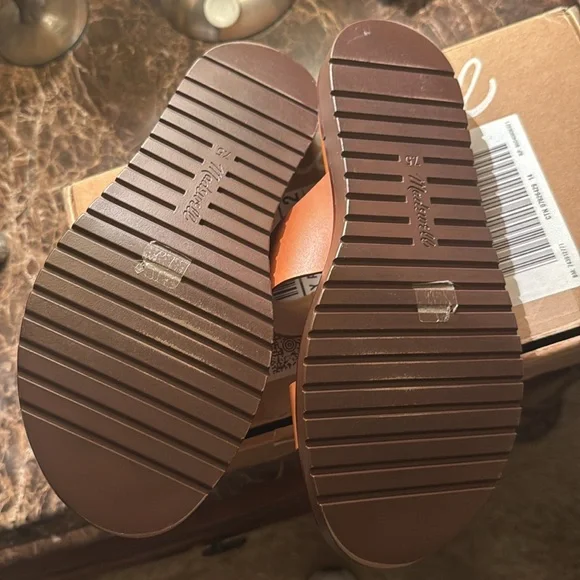 Madewell Double strap leather sandal. 7.5 brown - Picture 3 of 5